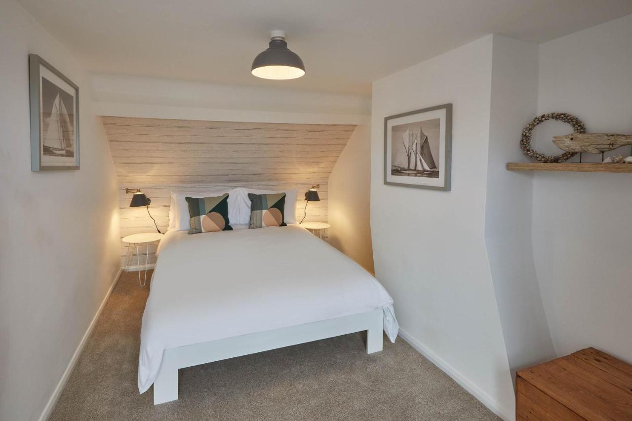 Host & Stay - Adventure House Whitby Extérieur photo